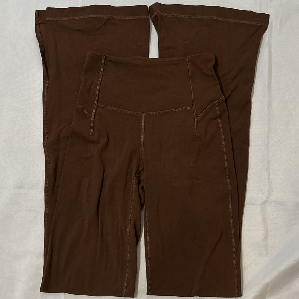 NWOT LULULEMON BROWN FLARE LEGGINGS